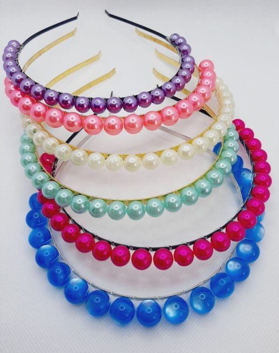 Tiaras com perolas cores variadas a duzia atacado