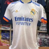 Camiseta do Real madrid atacado