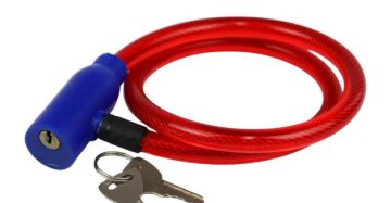Cabo antifurto vermelho com trava azul e duas chaves